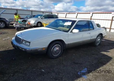 1991 Buick Riviera z USA, uszkodzony, nr VIN 1G4EZ13L4MU409300